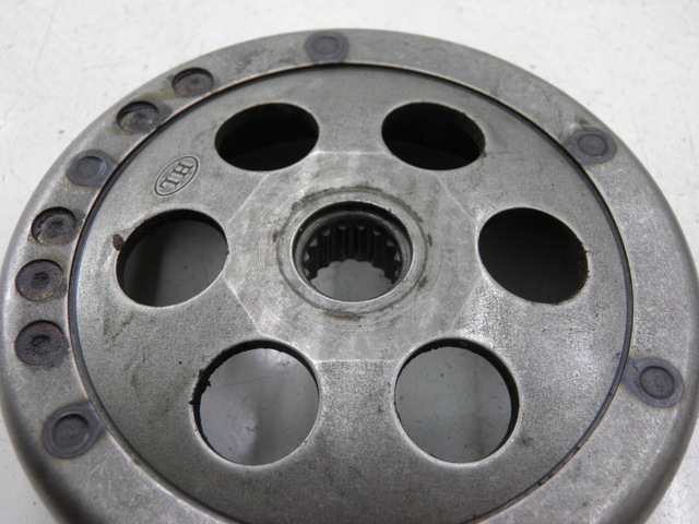 photo de Campana frizione YAMAHA YP MAJESTY 125 (2002 - 2006) - Zoom sullo stato d'uso