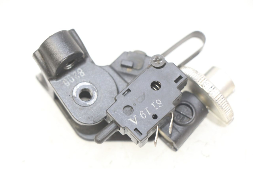 photo de COPERCHIO FRIZIONE HONDA CB R 1000 (2018 - 2023) - Primo piano tecnico