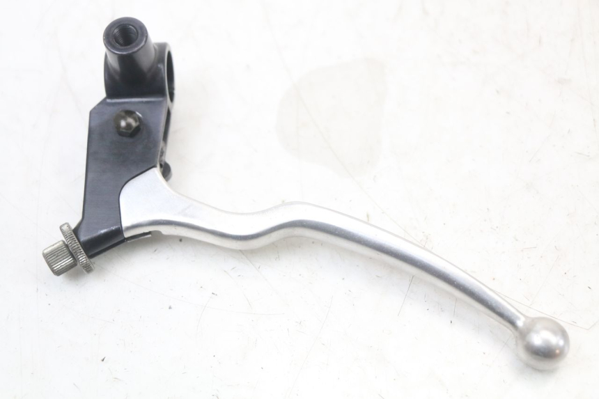 photo de LEVA FRIZIONE ATTACCO SUZUKI GS F 500 (2004 - 2007) - Dettaglio del componente