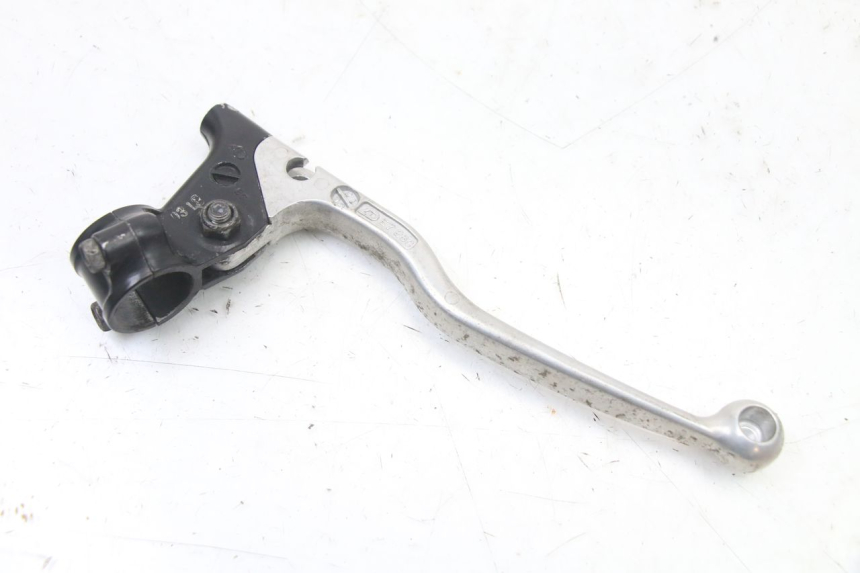 photo de COPERCHIO FRIZIONE YAMAHA TTR 125 (2000 - 2020) - Altra angolazione