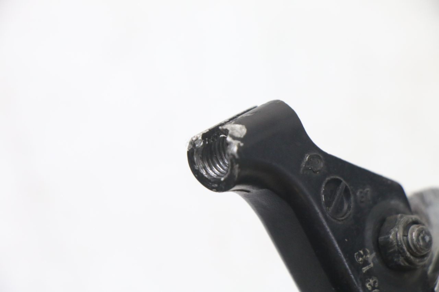 photo de COPERCHIO FRIZIONE YAMAHA TTR 125 (2000 - 2020) - Primo piano tecnico