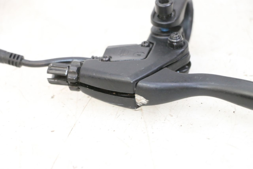 photo de LEVA FRENO DESTRO KUKIRIN G2 MASTER 1 - Zoom sullo stato d'uso