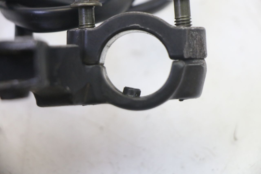 photo de COCOTTA FRENO SINISTRA KYMCO AGILITY NAKED RENOUVO 2T 50 (2011 - 2018) - Altra angolazione