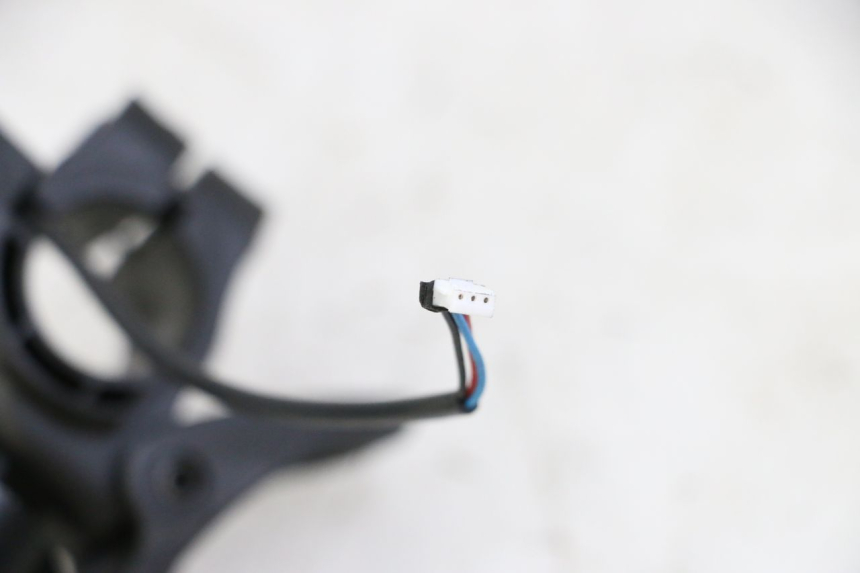 photo de LEVA FRENO SINISTRA SEGWAY NINEBOT E2 1 - Altra angolazione