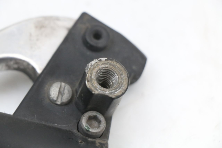 photo de LEVA FRENO ATTACCO SINISTRA PIAGGIO FLY 4T 50 (2004 - 2010) - Dettagli dei punti di fissaggio