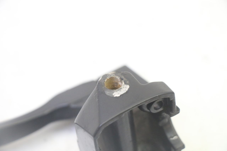 photo de COCOTTA FRENO SINISTRA PEUGEOT KISBEE 2T 50 (2010 - 2017) - Primo piano tecnico