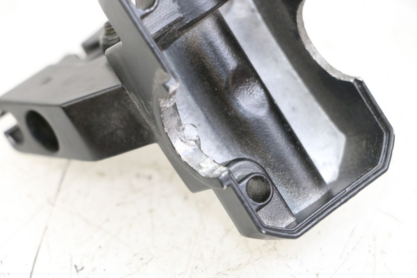 photo de COCOTTA FRENO SINISTRA PEUGEOT KISBEE 4T 50 (2018 - 2022) - Zoom sullo stato d'uso