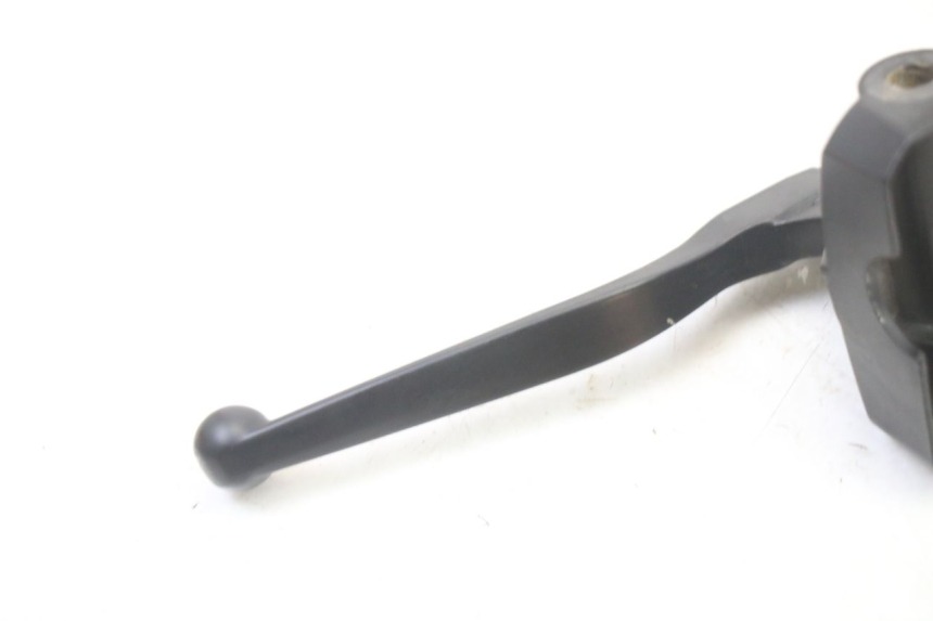 photo de COCOTTA FRENO SINISTRA PEUGEOT KISBEE 4T 50 (2018 - 2022) - Zoom sullo stato d'uso