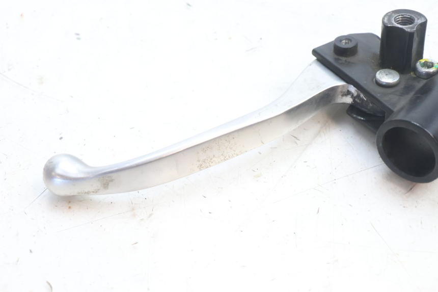 photo de LEVA FRENO ATTACCO SINISTRA PIAGGIO LIBERTY IGET 4T 50 (2021 - 2025) - Altra angolazione