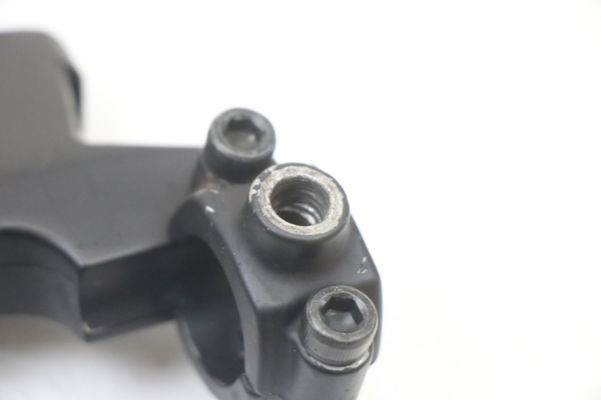 photo de LEVA FRENO ATTACCO SINISTRA MBK OVETTO ONE 2T 50 (2013 - 2017) - Primo piano tecnico