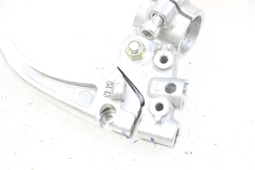 photo de LEVA FRENO ATTACCO SINISTRA YAMAHA NEO'S CORE 1 (2022 - 2026) - Primo piano tecnico