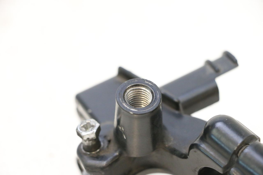 photo de LEVA FRENO ATTACCO SINISTRA HONDA PCX (JF57/JF64) 125 (2014 - 2018) - Altra angolazione