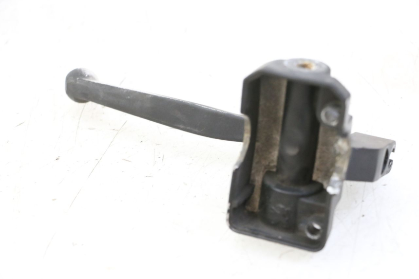 photo de COCOTTA FRENO SINISTRA PEUGEOT KISBEE 4T 50 (2018 - 2022) - Altra angolazione