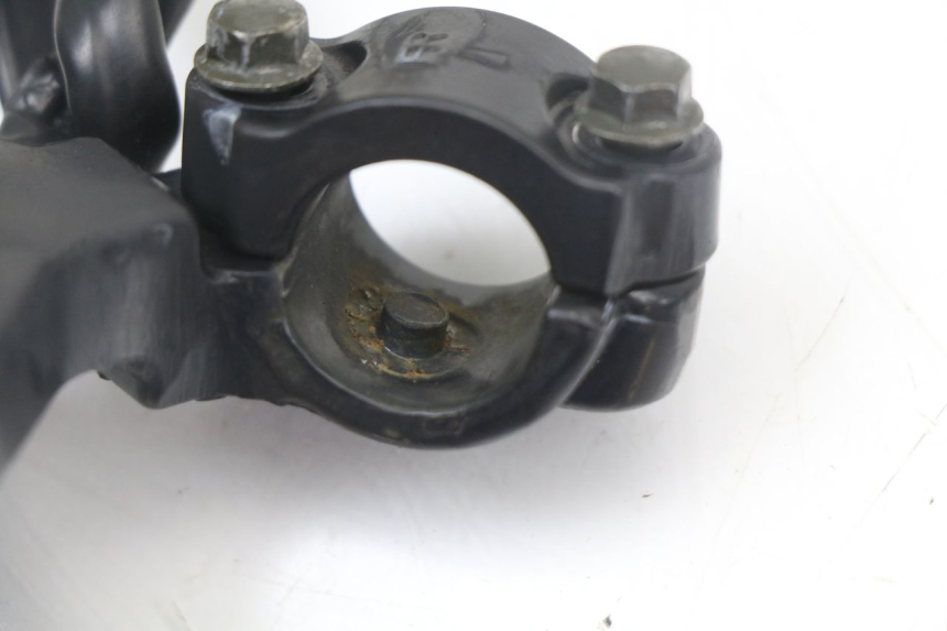 photo de COCOTTA FRENO SINISTRA KYMCO SUPER 8 4T 50 (2018 - 2020) - Altra angolazione