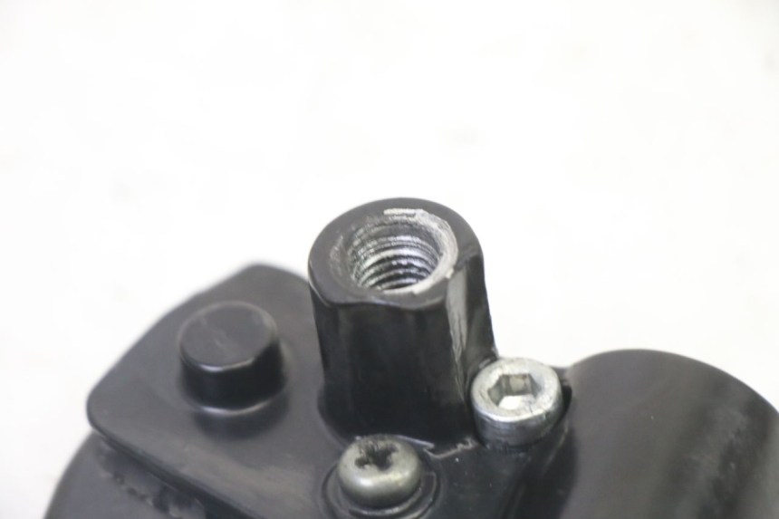 photo de COCOTTA FRENO SINISTRA APRILIA SXR 50 (2021 - 2023) - Altra angolazione