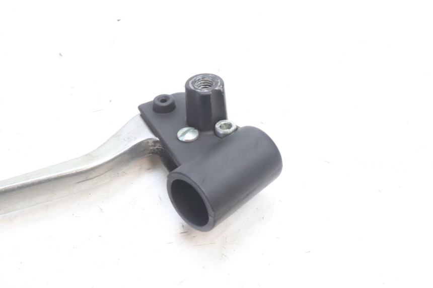 photo de COCOTTA FRENO SINISTRA PIAGGIO VESPA S 2T 50 (2007 - 2014) - Zoom sullo stato d'uso