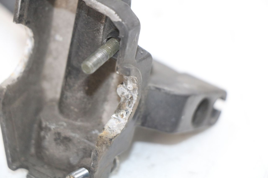 photo de COCOTTA FRENO SINISTRA PEUGEOT VIVACITY NEW 4T 50 (2008 - 2017) - Dettagli dei punti di fissaggio