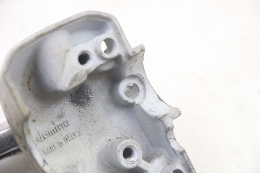 photo de LEVA FRENO ATTACCO SINISTRA YAMAHA WHY 50 (1998 - 2000) - Primo piano tecnico