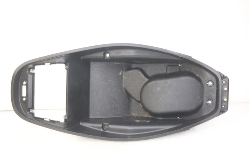 photo de COFANO SELLA KYMCO AGILITY 16+ 4T 50 (2018 - 2023) - Vista principale