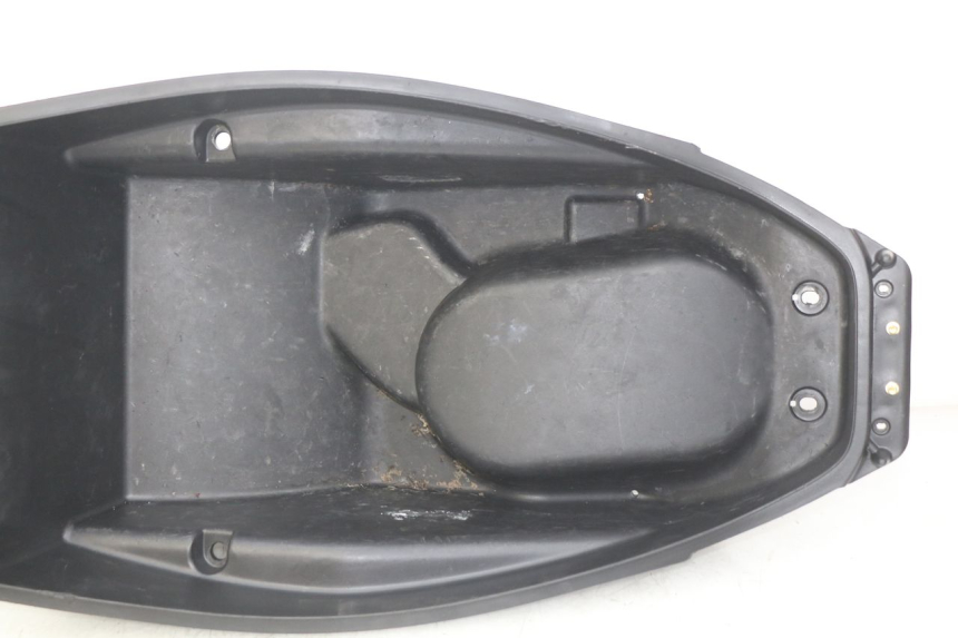 photo de COFANO SELLA KYMCO AGILITY 16+ 4T 50 (2018 - 2023) - Ricambio usato controllato