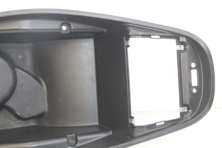 photo de COFANO SELLA KYMCO AGILITY 16+ 4T 50 (2018 - 2023) - Vista d'insieme del prodotto