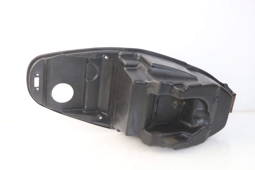 photo de Bauletto sella KYMCO AGILITY CITY 4T 50 (2008 - 2016) - Altra angolazione