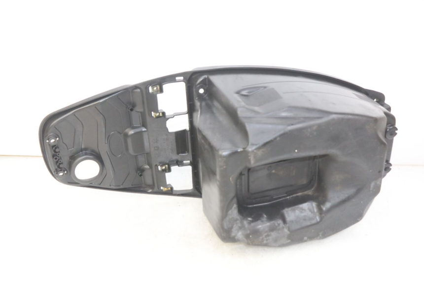 photo de COFANO SELLA KYMCO AGILITY RS 4T 50 (2009 - 2013) - Altra angolazione