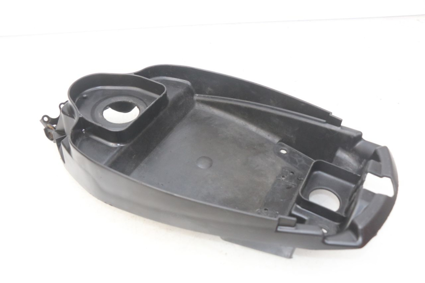 photo de COFANO SELLA MBK BOOSTER SPIRIT NAKED 50 (2004 - 2017) - Dettagli dei punti di fissaggio