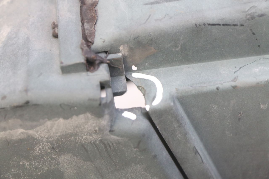 photo de COFANO SELLA BMW C1 125 (2000 - 2003) - Zoom sullo stato d'uso