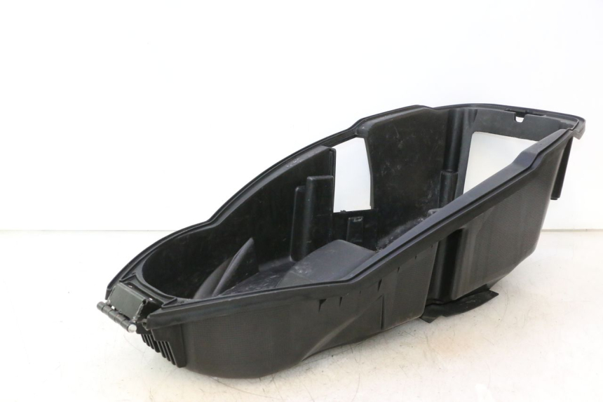 photo de COFANO SELLA PEUGEOT CITYSTAR 2T 50 (2018 - 2021) - Primo piano tecnico