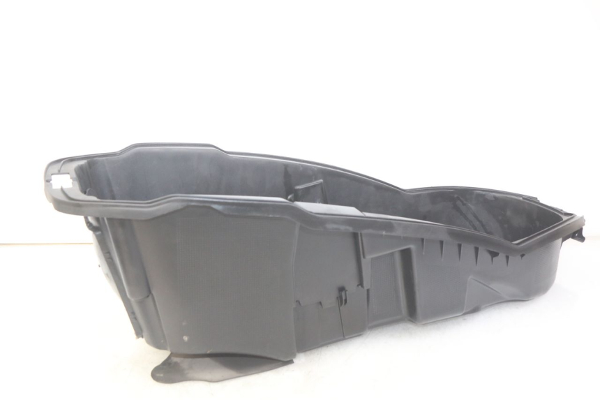 photo de COFANO SELLA PEUGEOT CITYSTAR AIR 125 (2014 - 2017) - Altra angolazione