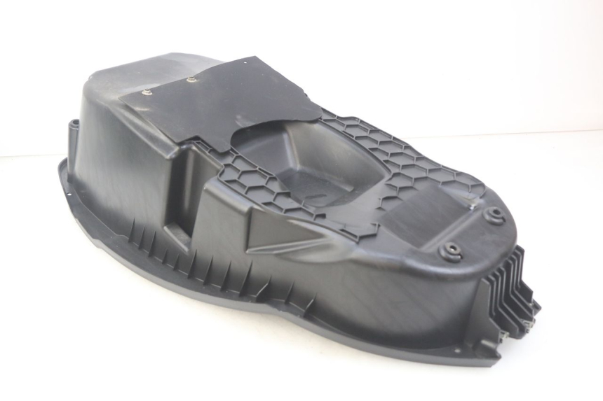 photo de BAULETTO SELLINO PEUGEOT CITYSTAR 125 (2011 - 2017) - Zoom sullo stato d'uso