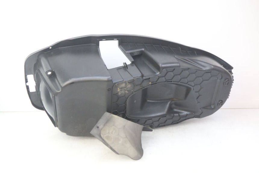 photo de BAULETTO SELLINO PEUGEOT CITYSTAR 125 (2011 - 2017) - Primo piano tecnico