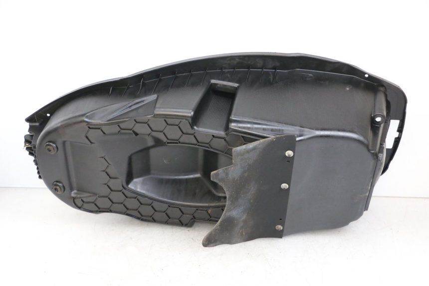 photo de COFANO SELLA PEUGEOT CITYSTAR 50 (2013 - 2017) - Dettaglio del componente