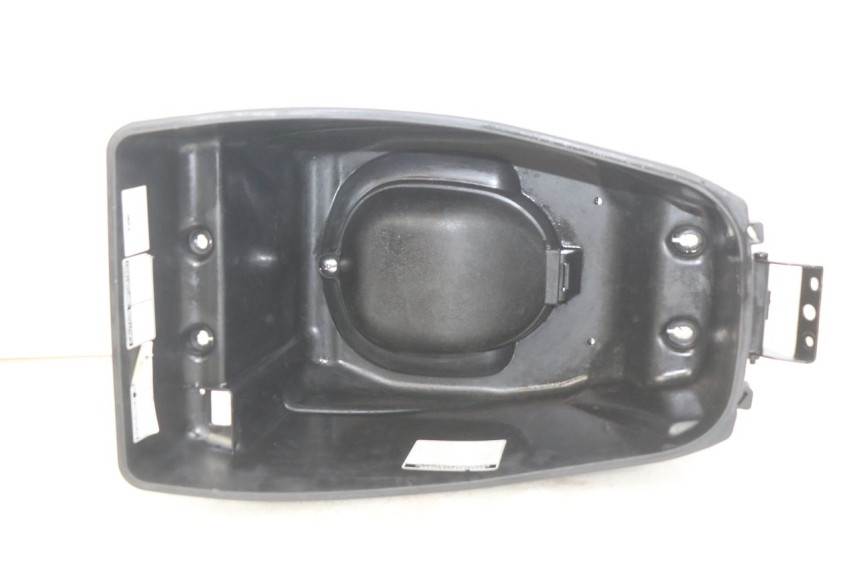 photo de SCATOLA SELLA SYM CROX 4T 50 (2016 - 2023) - Altra angolazione