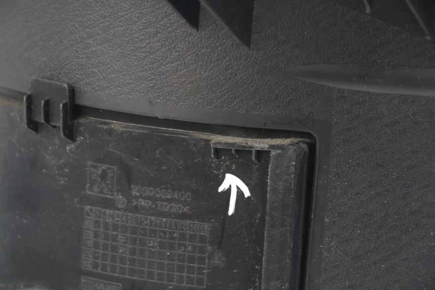 photo de COFANO SELLA PEUGEOT E-VIVACITY 1 (2012 - 2018) - Altra angolazione