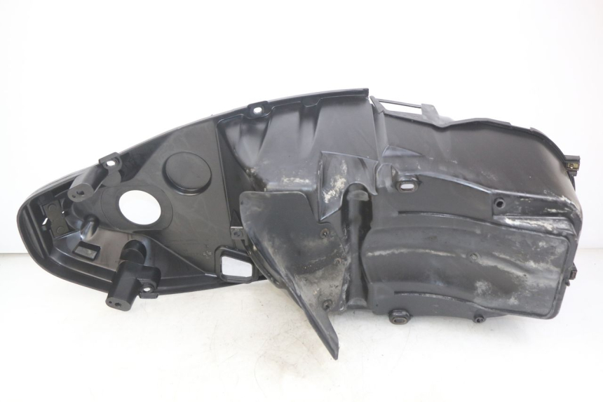 photo de SCATOLA SELLA PEUGEOT ELYSEO 125 (1999 - 2004) - Zoom sullo stato d'uso