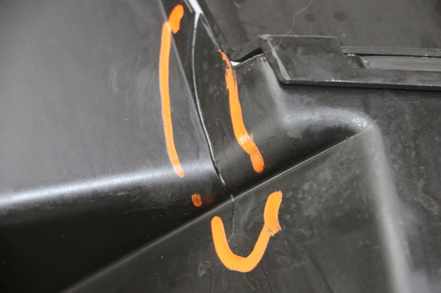 photo de SOTTOSELLA PEUGEOT ELYSTAR 125 (2002 - 2007) - Dettaglio del componente