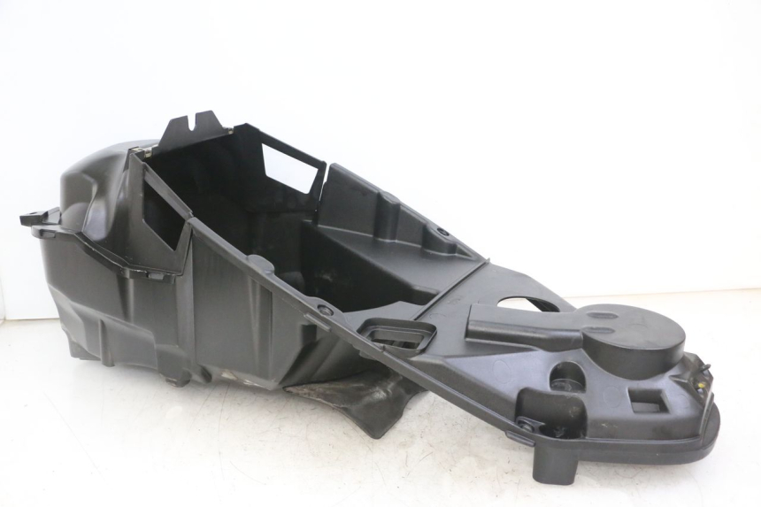 photo de SOTTOSELLA PEUGEOT ELYSTAR 125 (2002 - 2007) - Primo piano tecnico