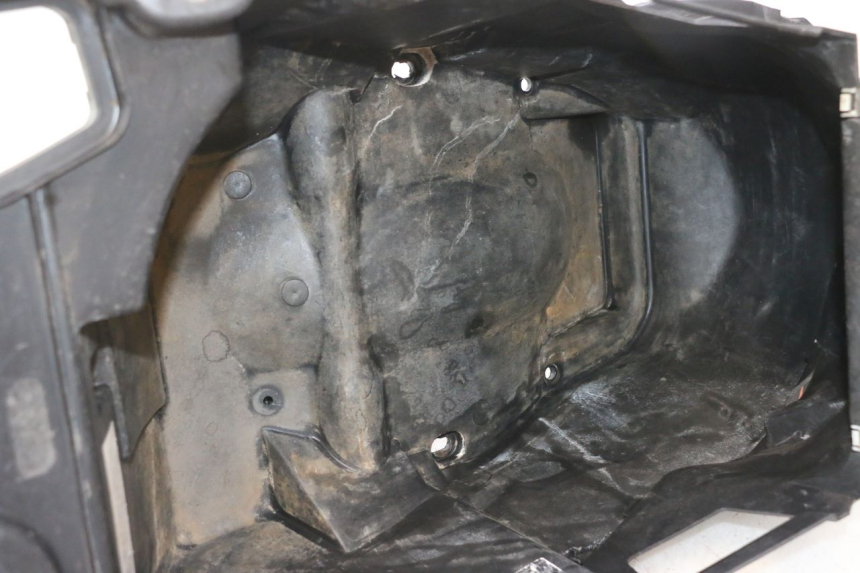 photo de SOTTOSELLA PEUGEOT ELYSTAR 50 (2002 - 2014) - Dettaglio del componente