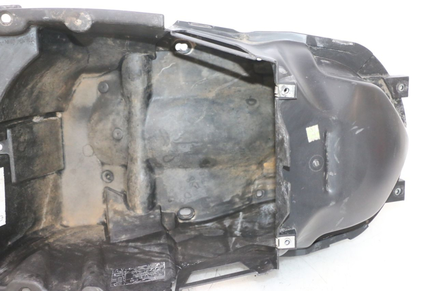 photo de SOTTOSELLA PEUGEOT ELYSTAR 50 (2002 - 2014) - Zoom sui componenti