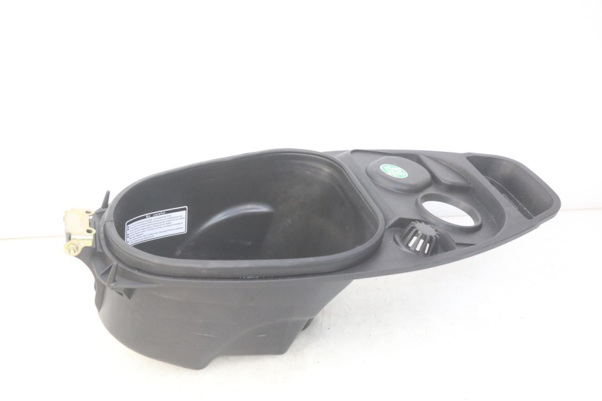 photo de COFANO SELLA JM MOTORS EVOLIS 4T 50 (2018 - 2022) - Zoom sullo stato d'uso