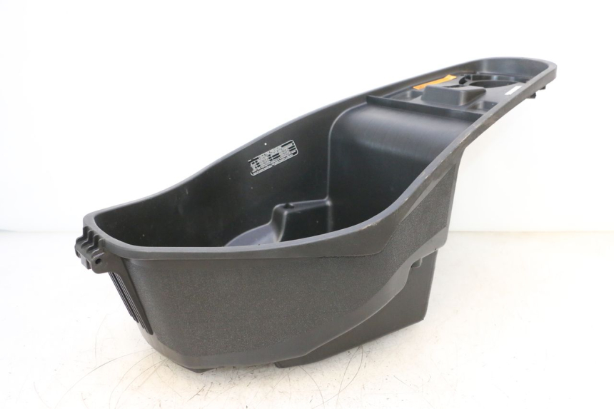 photo de BAULETTO SELLA KEEWAY F-ACT FACT EVO 50 (2020 - 2026) - Stato della superficie e materiale