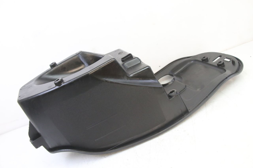 photo de COFANO SELLA SYM FIDDLE 3 III 125 (2014 - 2020) - Dettagli dei punti di fissaggio