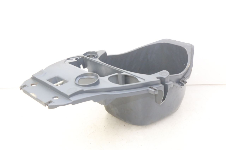 photo de COFANO SELLA PIAGGIO FLY 100 (2006 - 2010) - Primo piano tecnico