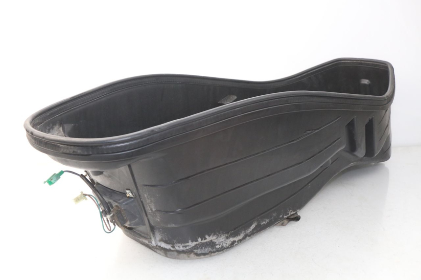 photo de Bauletto sella SYM GTS EFI ABS 125 (2012 - 2016) - Primo piano tecnico