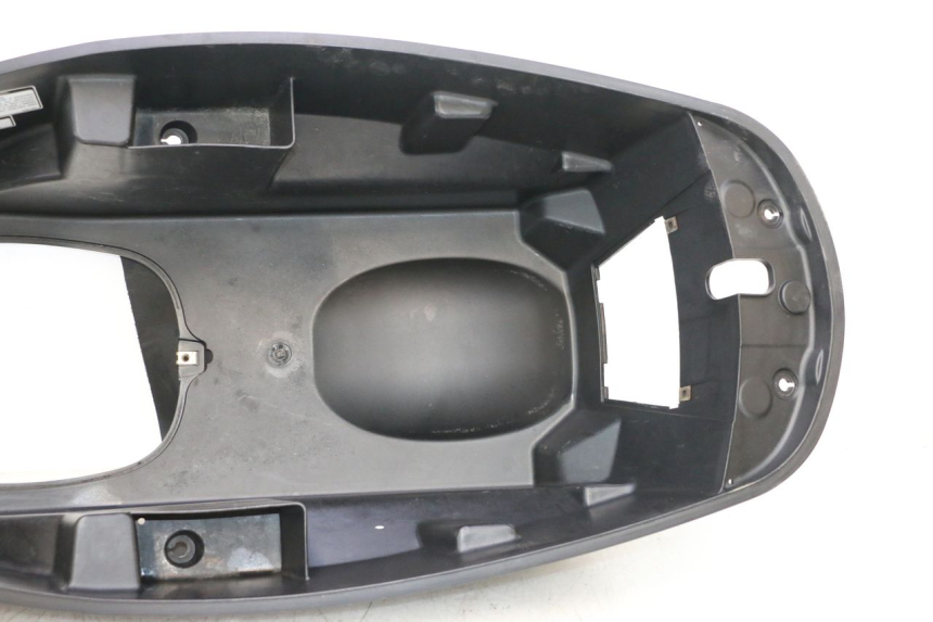 photo de SOTTOSELLA SYM GTS EVO 125 (2009 - 2013) - Zoom sullo stato d'uso