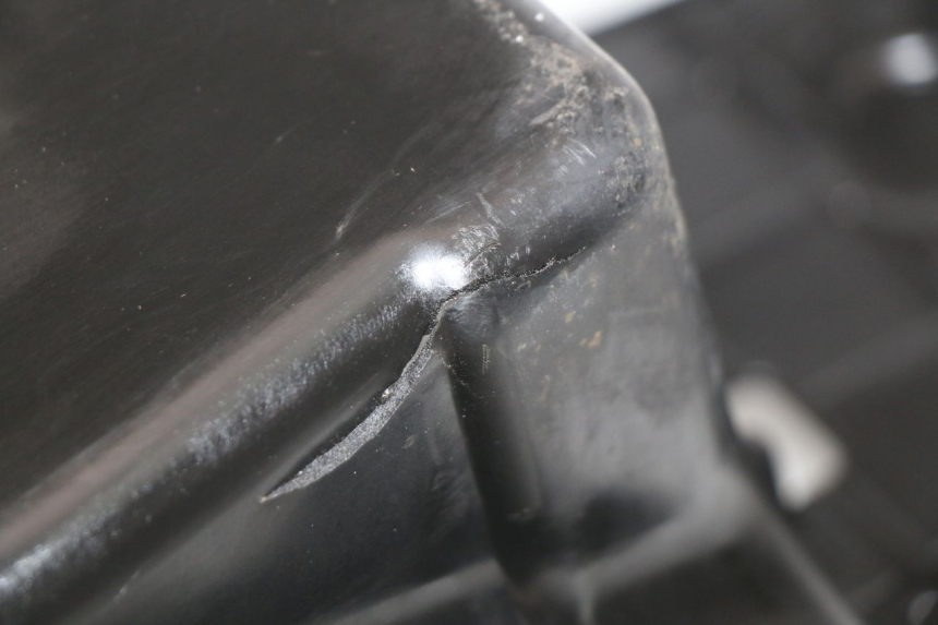 photo de SOTTOSELLA HONDA NES AROBASE 125 (2000 - 2003) - Stato della superficie e materiale