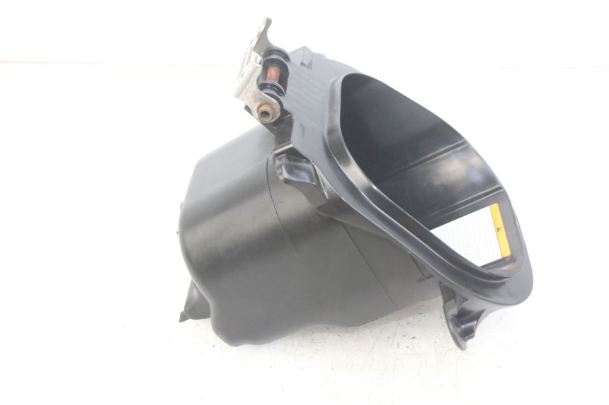 photo de COFANO SELLA YAMAHA HW XENTER 125 (2011 - 2017) - Primo piano tecnico