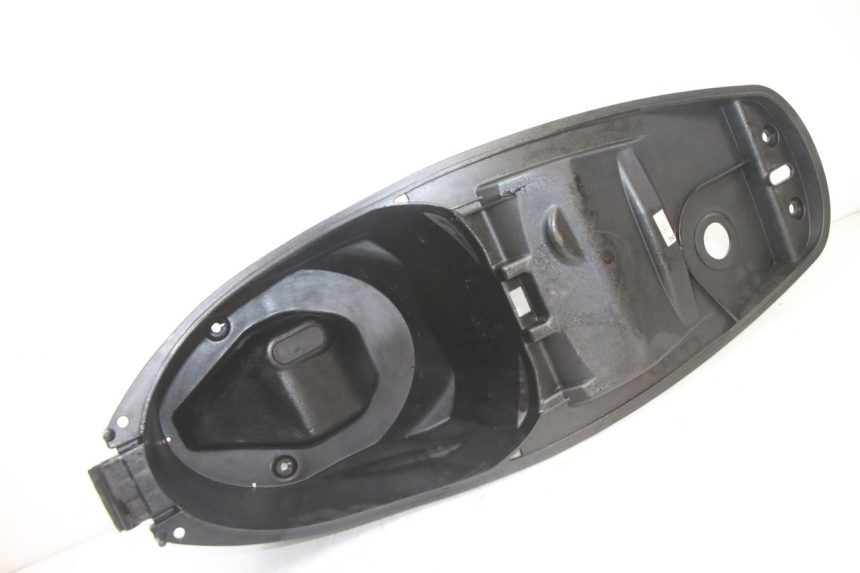 photo de BAULETTO SELLINO SYM JET 14 4T 50 (2018 - 2022) - Zoom sullo stato d'uso